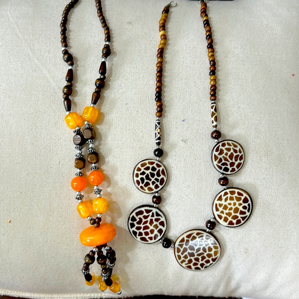 Pack of 2 necklaces